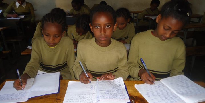 Les in de sloppenwijken van Ethiopië