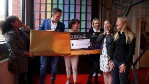 Cheque-onthulling-web