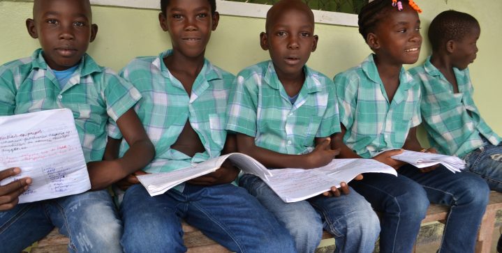 Verbetering van onderwijs in het binnenland van Suriname