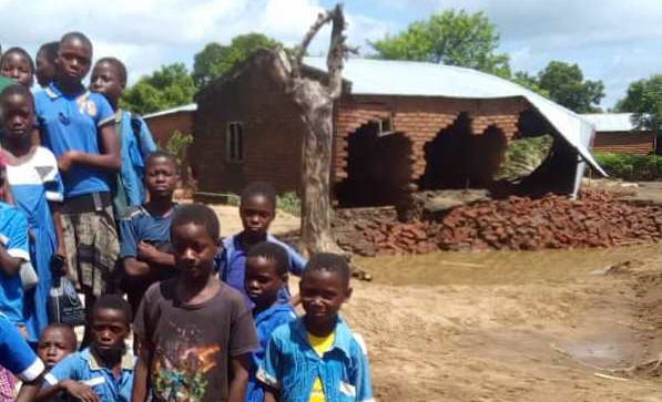 Overstroming verwoest scholen in Malawi