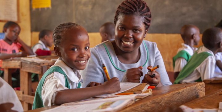 Hoera! Voor 6.745 kinderen in Kenia een uitwisbaar schrift