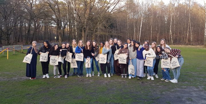 Vrijwilligers verrast dankzij Bedrukken.nl