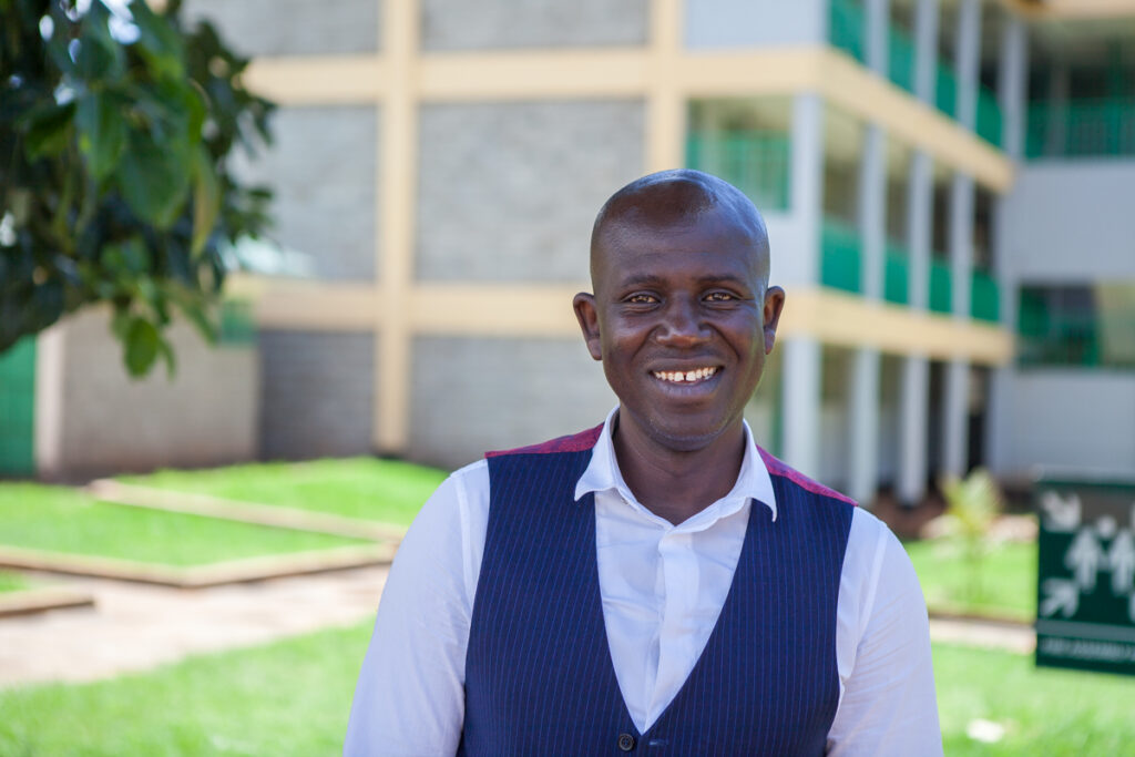 Edukans-NL-Kenia-master-trainer-Peter-Owuor-cascademodel-training