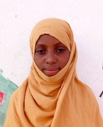 Ethiopië-meisje-zehara-vluchtelingen-kamp-klas-noodonderwijs-noodhulp