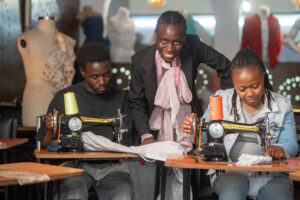 Edukans-NL-Wear-the-Green-Future-jongeren-opleiding-mode-textiel-Delight-Fashion-School-Nairobi-Kenia