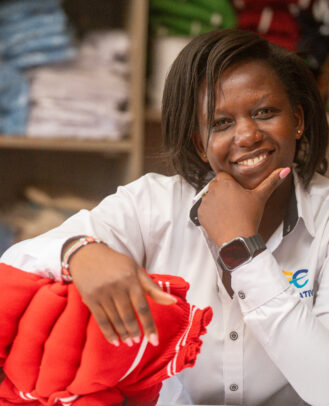 Edukans-NL-Wear-the-Green-Future-jongeren-opleiding-mode-textiel-Faith-ondernemer-MSME-Kitengela-1